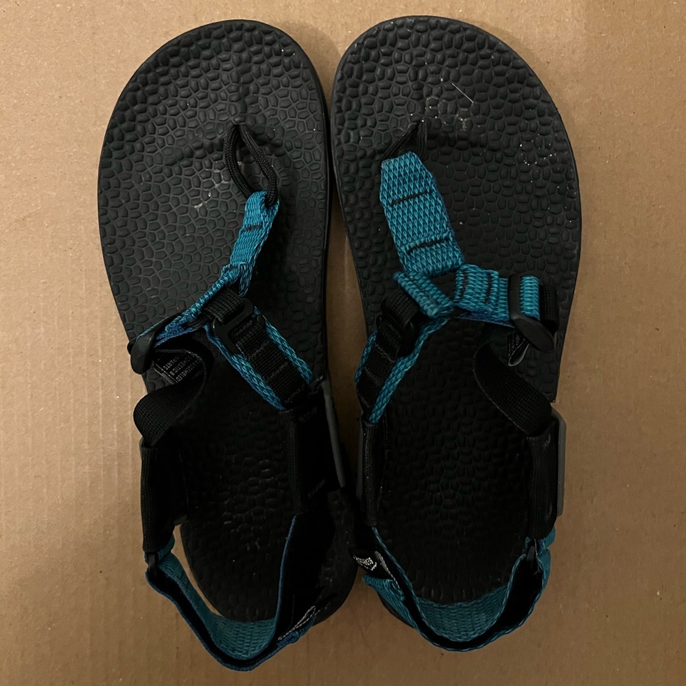 Bedrock Cairn Sandals, Women’s Size 8, Turquoise, Good Used Condition
